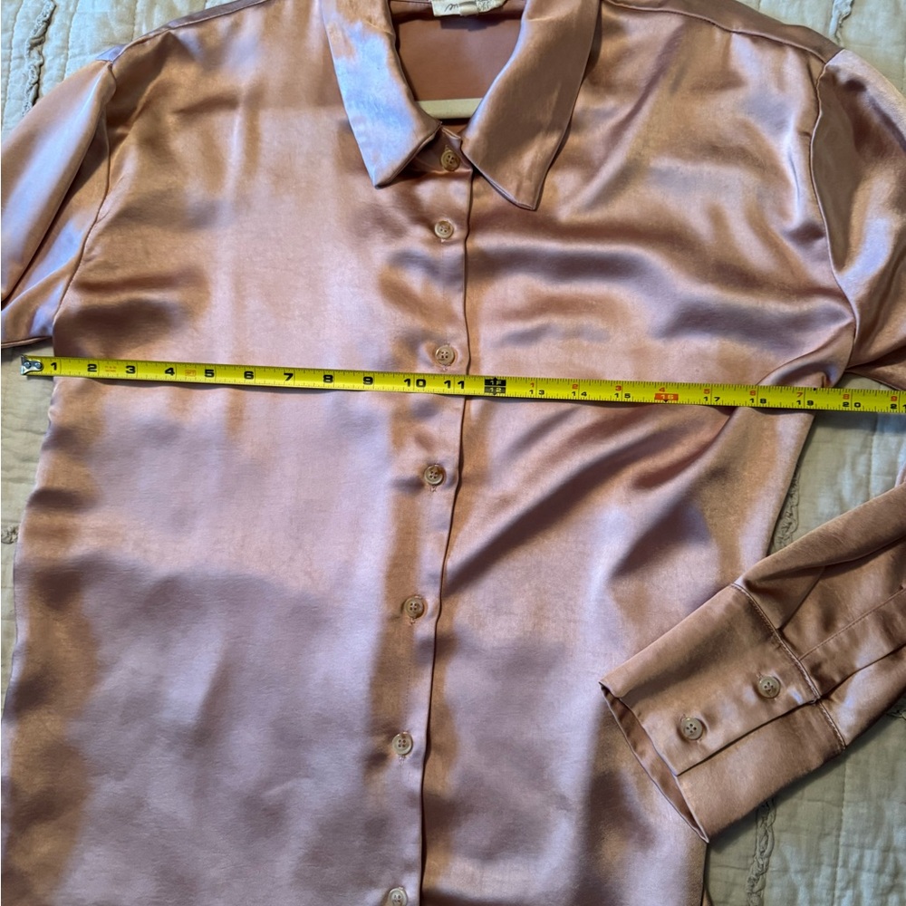 Mystree Satin Button Down Shirt in Blush - Picture 7 of 10